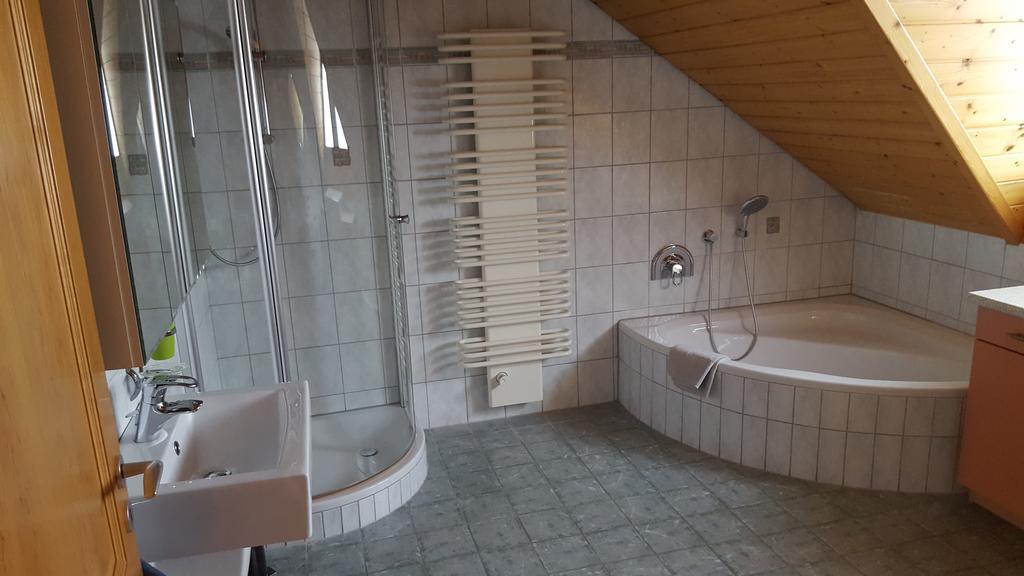 Ferienhaus Schwoerer Rheinhausen Ngoại thất bức ảnh